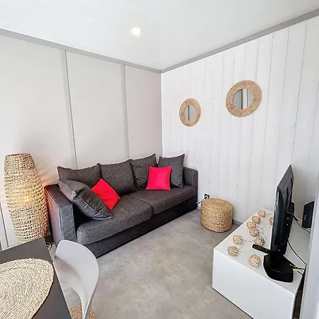 Chalet Cozy A - 4 Pers, Piscine Chauffee, Proche Et Commerces Jullouville-les-Pins